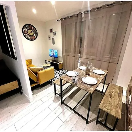 The New-yorker - Hyper Centre- 2mn Gare Sncf - Wi-fi Netflix Gratuit Apartment Niort